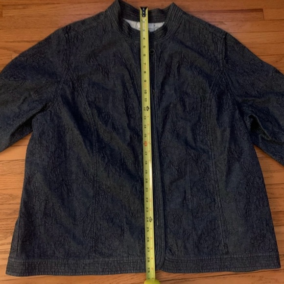 Women's Charter Club Denim Floral Jacket - Picture 7 of 10